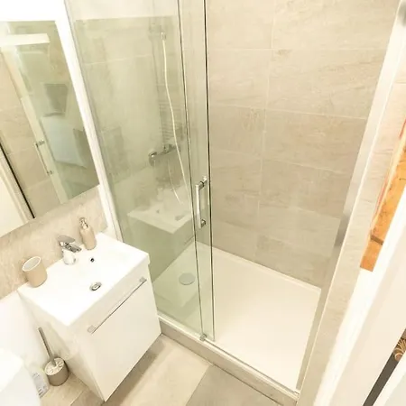 Immeuble L'aristocrate - Le Boho- Bd Carnot Apartment