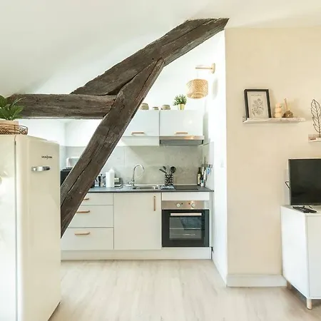Apartment Immeuble L'aristocrate - Le Boho- Bd Carnot